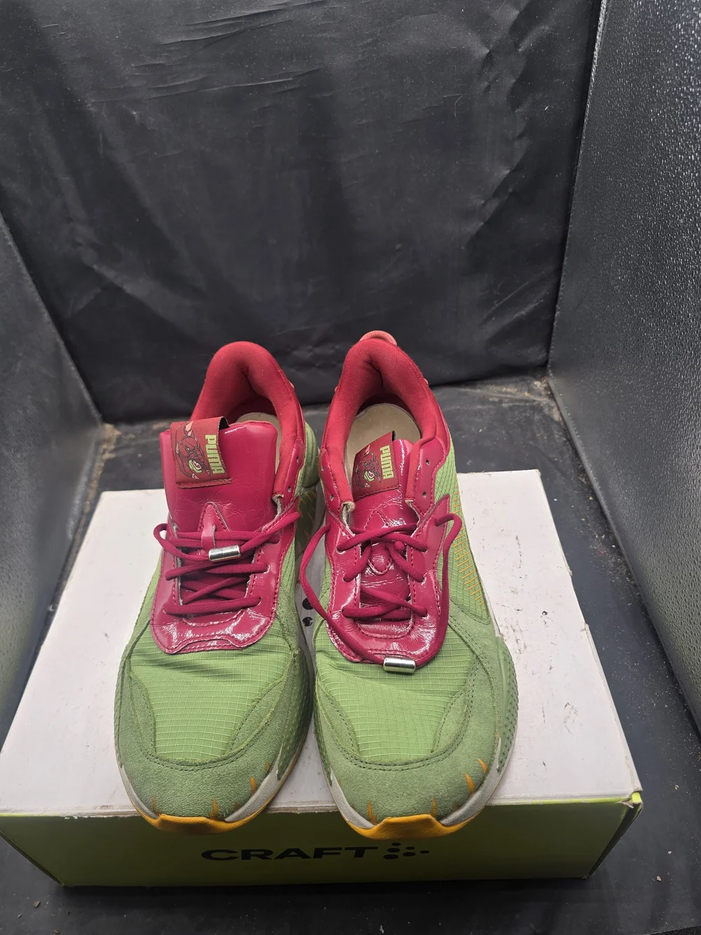 Puma Men's Green and Pink Athletic Shoes